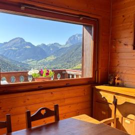 Central Hostel Chatel，位于沙泰勒的酒店