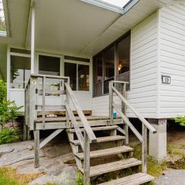 Comfy Cottage in Georgian Bay - Rockwood #9，位于Dillon的酒店