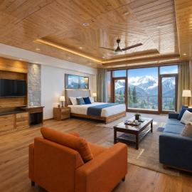 LN Grand Premium & Luxury Suites, Manali,位于马拉里的酒店