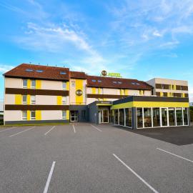 B&B HOTEL PERPIGNAN Nord Aéroport，位于佩皮尼昂的酒店