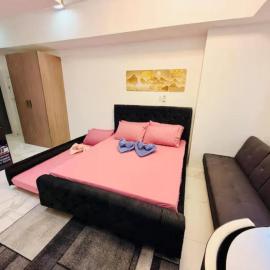 Best Hotel In Eastwood - Eastwood Hotel Suite B - By Fal Premiere