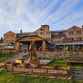 Horský hotel Kolínská bouda，位于派克波特斯耐兹库的酒店