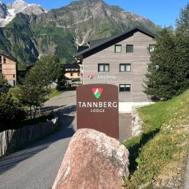 tannberg LODGE，位于施勒肯的酒店