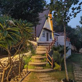 Coco Homes Katra，位于格德拉的酒店