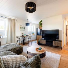 Marie` Apartment，位于Salme的酒店