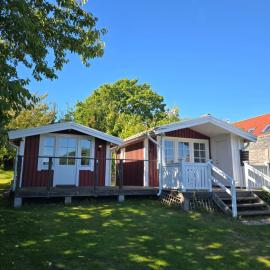 Liten mysig stuga med havsutsikt i Hällevik，位于瑟尔沃斯堡的酒店