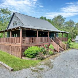 Twin Cub Lodge，位于汤森德的酒店