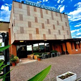 Hotel Cangrande Di Soave，位于索阿韦的酒店