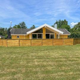 Holiday Home Laxtonvej Humble，位于哈姆堡的酒店