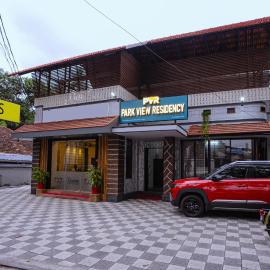 Park View Residency - Guest House Near Sree Padmanabhaswamy Temple，位于特里凡得琅的酒店