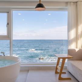 Donghae Badadam Ocean View Spa Pension，位于东海市的酒店