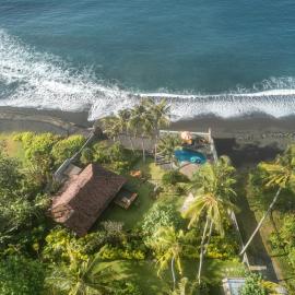 Secret Moon Beach House