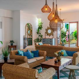 Hotel Baia Di Puolo，位于马萨鲁布朗斯的酒店