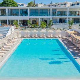 Aiora Aqua Resort