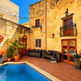 Kercem Boutique Farmhouse，位于Kerċem的酒店
