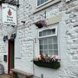 Saint Quintin Hotel，位于Harpham的酒店