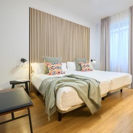 Hotel Centro Vitoria AutoCheckIn，位于维多利亚-加斯特伊兹的酒店