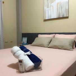 Modern and Cozy Suite with Private Parking，位于Quevedo的酒店
