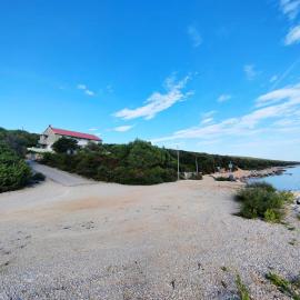 Lun Si-Mone House on the Sea and Beach，位于伦的酒店