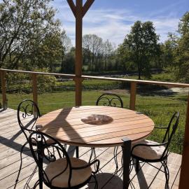 Studio indépendant au calme avec terrasse
