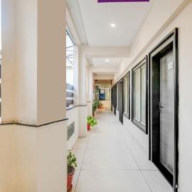 Super Townhouse Dewas City Formerly Utsav,位于Dewās的酒店