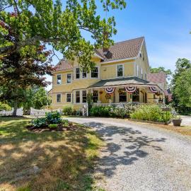 Inn at the Oaks，位于伊斯特姆的酒店