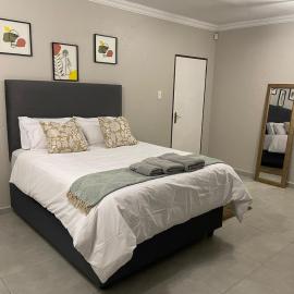Moonlight Ranch Farm Stay near Hartbeespoort