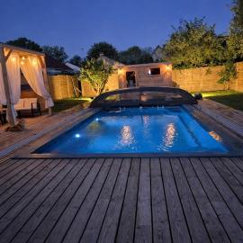 Lodge avec piscine chauffée privative et ou Studio avec son SPA, SAUNA HAMAMM privatifs，位于Cepoy的酒店