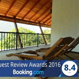 Birds Paradise Hotel,位于Kudawe的酒店