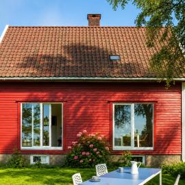 Kleven Havn - Historic Seaside Residence，位于曼达尔的酒店