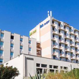 ibis Budget Arles Palais Des Congres，位于阿尔勒的酒店