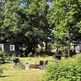 Nøddehaven，位于Eg的酒店