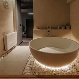 Hedonist SPA，位于雅戈丁那的酒店