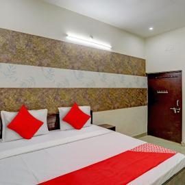 Hotel O The Raghav Villa,位于Prayagraj的酒店