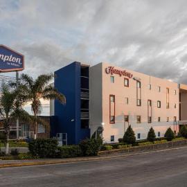 Hampton by Hilton San Juan del Rio，位于圣胡安德里奥的酒店