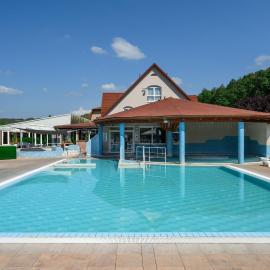 Thermal Park Hotel Egerszalók，位于艾格扎洛克的酒店