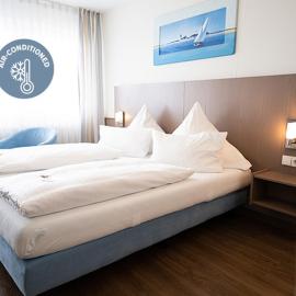 ates Hotel Kehl，位于莱茵河畔凯尔的酒店