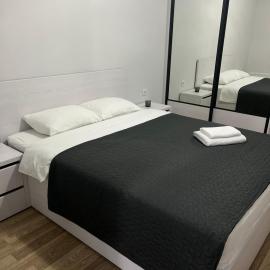Apartament modern cu dormitor separat si balcon panoramic，位于Căuşeni的酒店