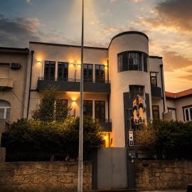 Residencia LIS B&B and Parking