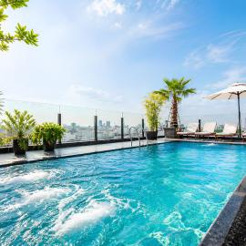 MAY DE VILLE Crown Hotel，位于河内的酒店