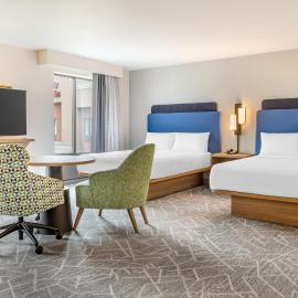 Hampton Inn & Suites Cincinnati / Uptown - University Area，位于辛辛那提的酒店