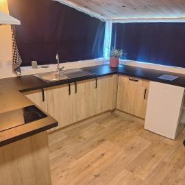 Studio Lumineux, Vue Imprenable sur le Village et les Collines，位于曼讷的酒店