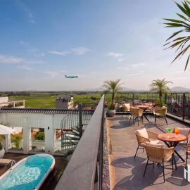 Noi Bai Horizon Hotel & Spa，位于内排的酒店