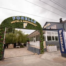 Forelle Restaurant & Motel，位于Çuxuryurd的酒店