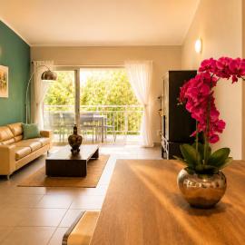 Le Nid de Magenta by Gérald Appartement Premium Magenta Terrasse Parking，位于努美阿的酒店