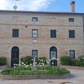 Hotel Villa Fanti，位于洛雷托的酒店