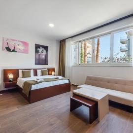 Apart Hotel Perla Resort Lalez Durres by PikHost，位于德拉克的酒店