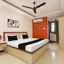 Hotel O Gorakhpur Railway Junction Road Golghar Formerly RR Inn,位于戈勒克布尔的酒店