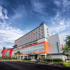FOX Lite Hotel Majalaya，位于Bojong的酒店