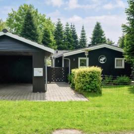 Cozy Holiday Home 250 M From The Beach